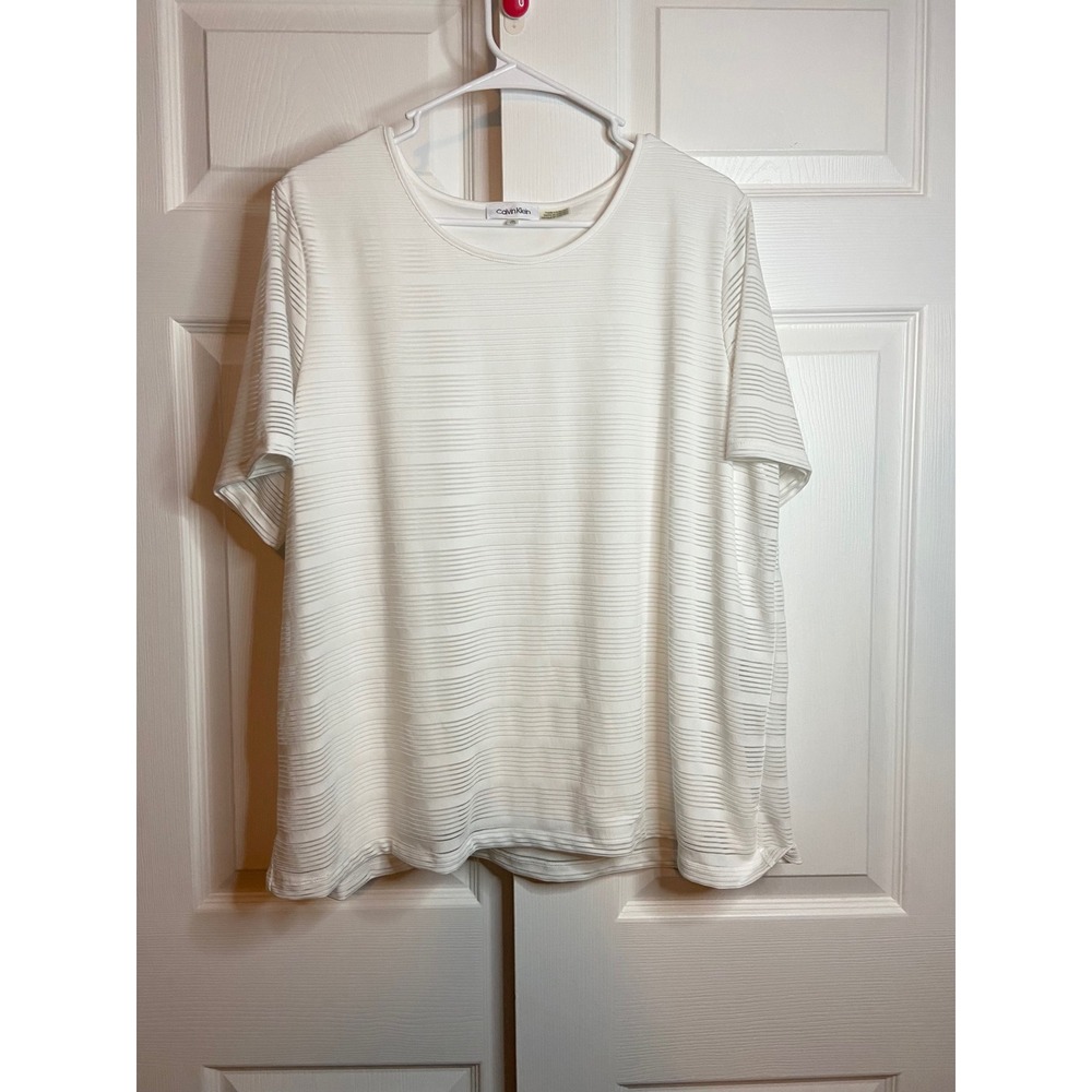 Calvin Klein Womens 1X White Textured Stripe Short Sleeve Lined Top CKPTU0076